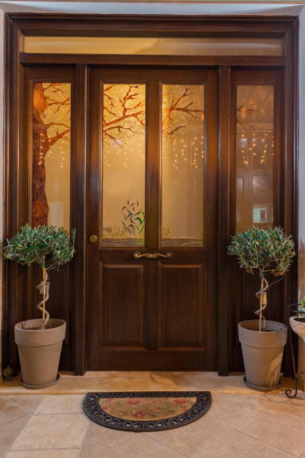Akrolimnion Hotel Янина Екстериор снимка
